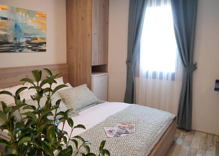 Acropol Of Bodrum * オータキャンツ